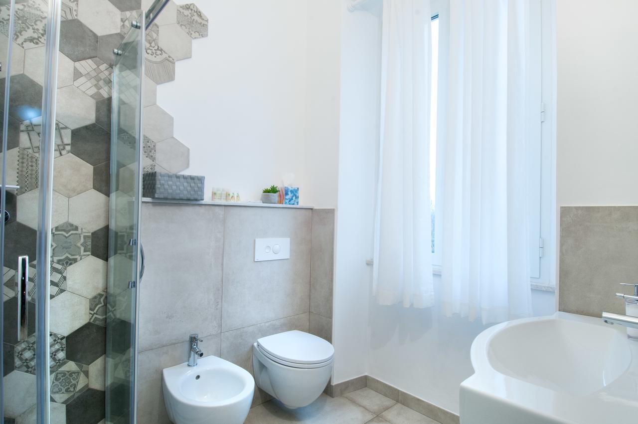Bed and Breakfast Angioy 18 Сассари Экстерьер фото